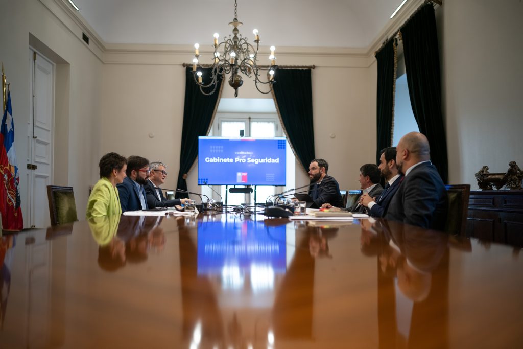 Presidente Encabeza Primer Gabinete Pro Seguridad: Control De Armas E ...